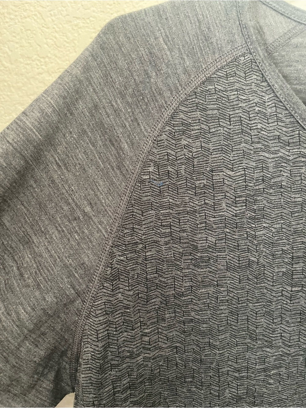 Segments Women’s Long Sleeve Crew Neck Tee - Charcoal Gray - Picture 3 of 6